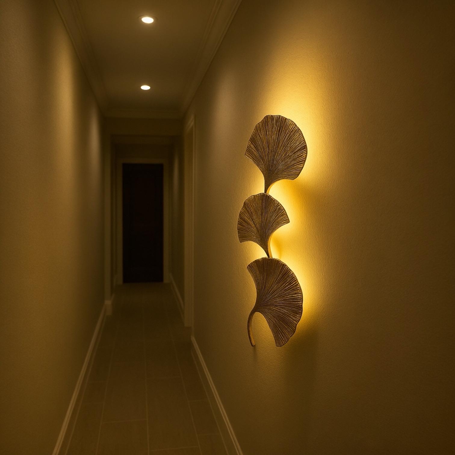 Antique Gold Triple Ginkgo Leaf Wall Sconce, Decorative Botanical E14 Wall Light for Bedroom, Hallway, Living Room, and Entryway